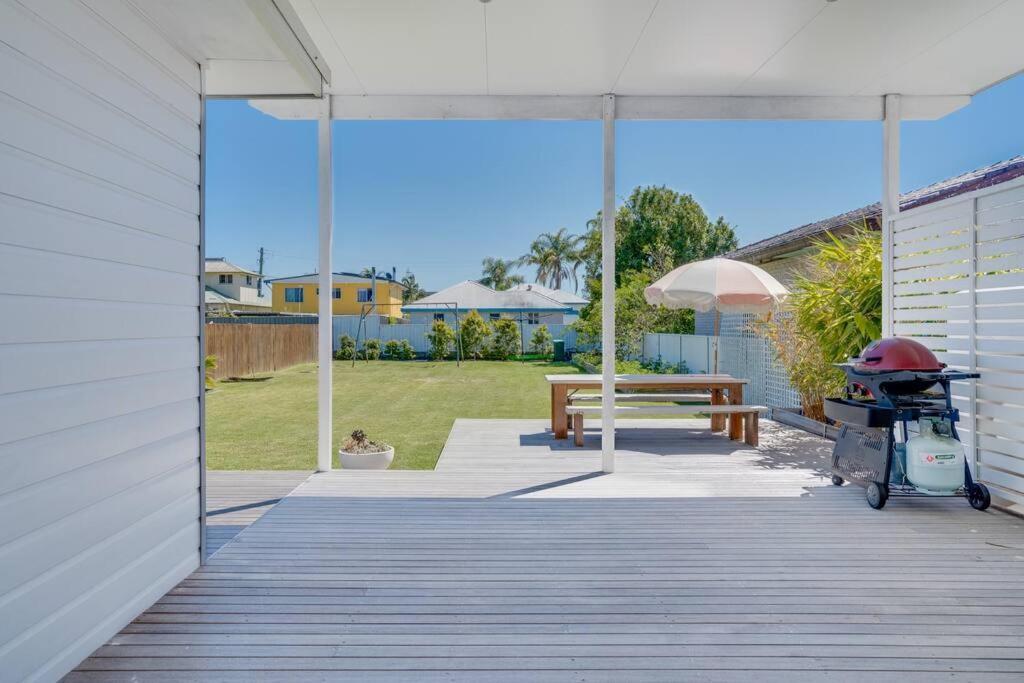 Wallis Lakehouse Villa Tuncurry Bagian luar foto